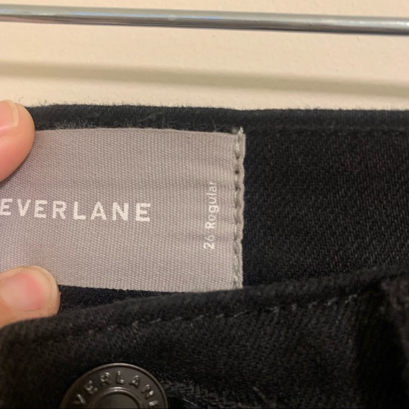 Everlane Black High Rise Straight Crop Fray Hem Jeans Size 26 - Picture 6 of 7